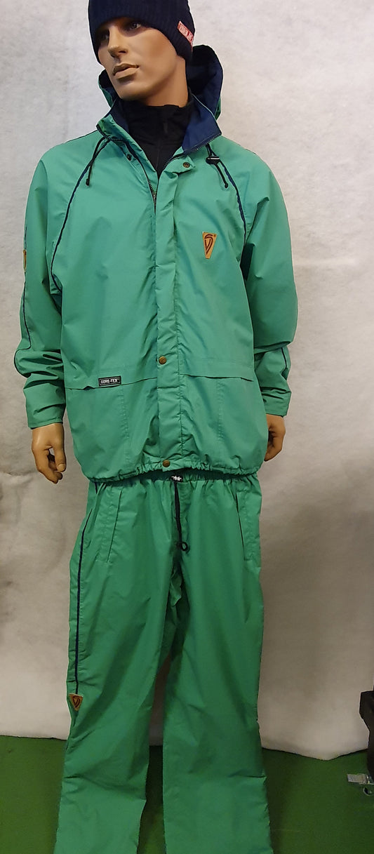 Gore-Tex set , Jacka+byxa (stl S)