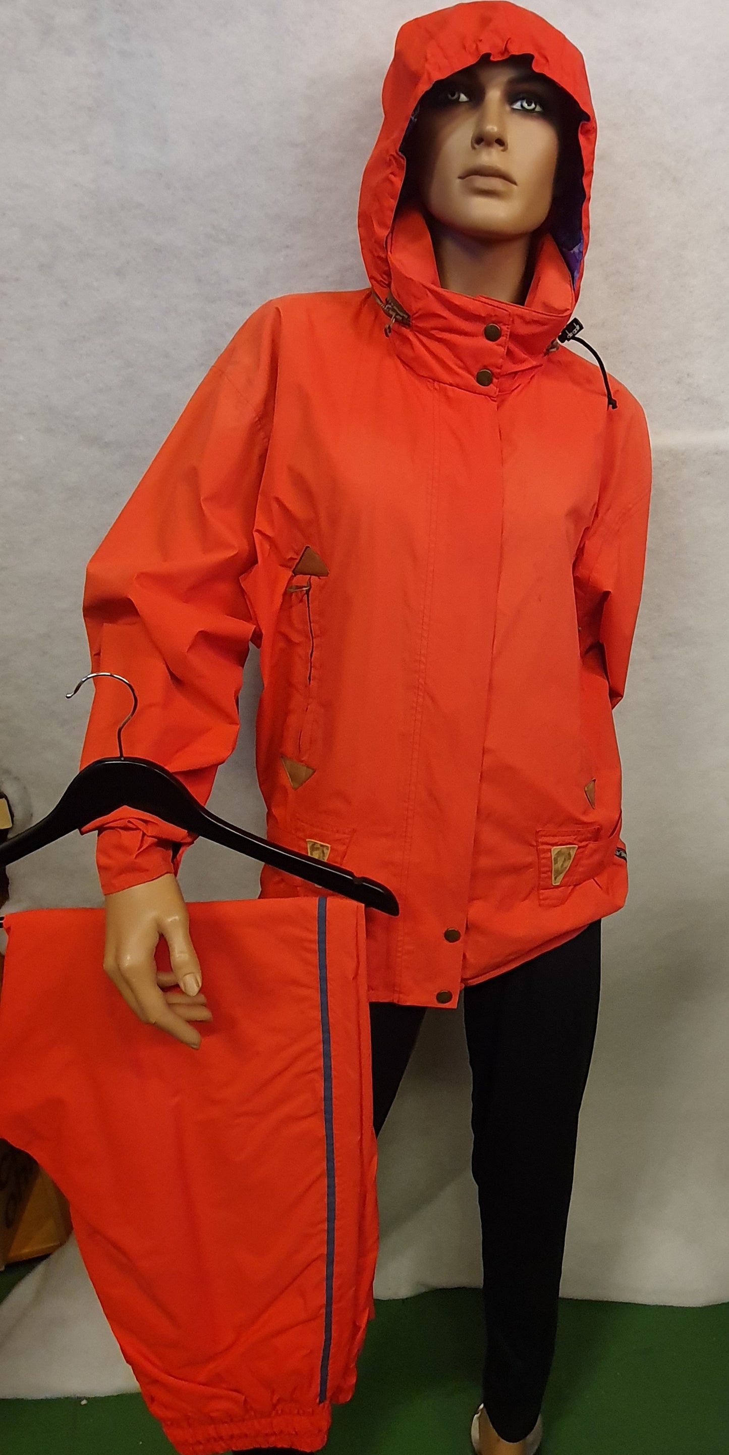 Gore-Tex set Jacka + Byxa (Stl 36/38) Dam
